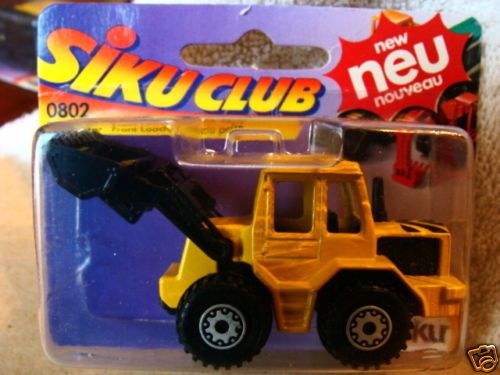 0802 FRONT LOADER SIKU DICAST 1988 VINTAGE NEW IN PACK  