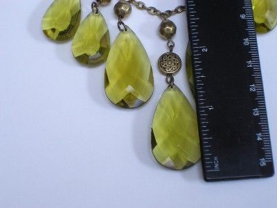 1928 2028 JEWELRY BIG BRIOLETS NECKLACE WITH LARGE FACETED GREEN 