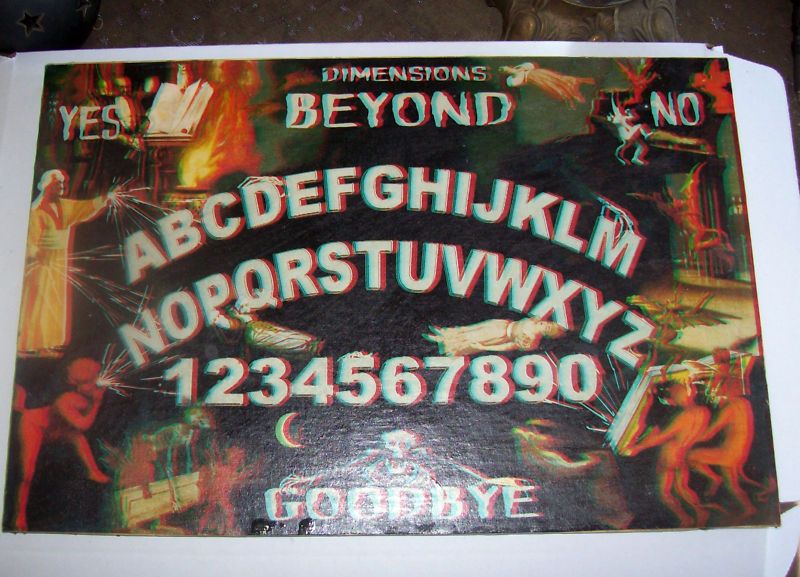 COSMO BRYANTS AMAZING 3D SPIRIT BOARD OUIJA OCCULT  