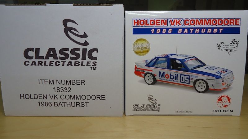   Carlectables 18332 1986 BATHURST HOLDEN VK COMMODORE   BROCK & MOFFAT