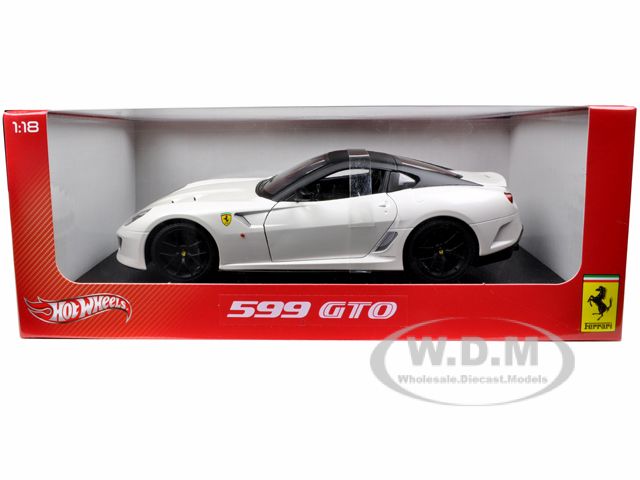 2011 2012 FERRARI 599 GTO WHITE 1/18 DIECAST MODEL CAR  