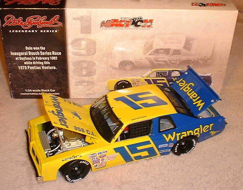 DALE EARNHARDT #15 WRANGLER 1979 PONTIAC 1/24 VINTAGE  