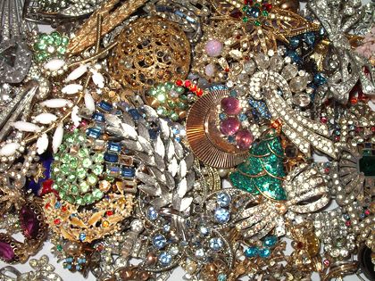 Huge Lot 20+ lbs Tons Rhinestone Repair Craft Coro Trifari Art Ciner 