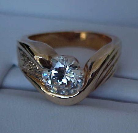   BRILLIANT cut Signity cz SOLITAIRE Textured Bypass WAVE Band Ring Sz6