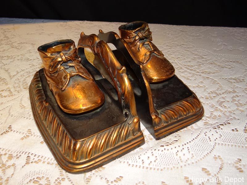   BRON SHOE Company Copper BRONZE Baby Shoe Bookends Door stop  