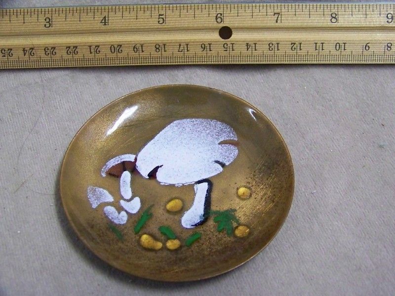 VINTAGE COPPER ENAMELPIN DISH BY BOVANO WITH MUSHROOM DECORATION 