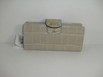 Coach 46632 Cashmere Beige Madison Croc Skinny Small Clutch Wallet 