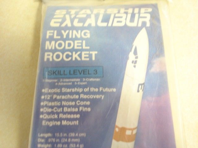 ORIGINAL ESTES STARSHIP EXCALIBUR FLYING MODEL ROCKET KIT **  