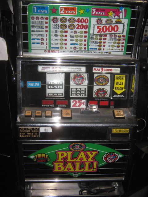 IGT   SLOT MACHINE   PLAY BALL  