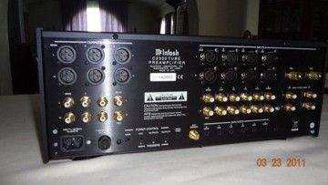 McIntosh C2300 Preamplifier 5 months old, 3 yr.Mc. warranty, Mint 