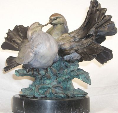 DOVES LOVE BIRDS KISS BRONZE SCULPTURE STATUE W/ COLOR  