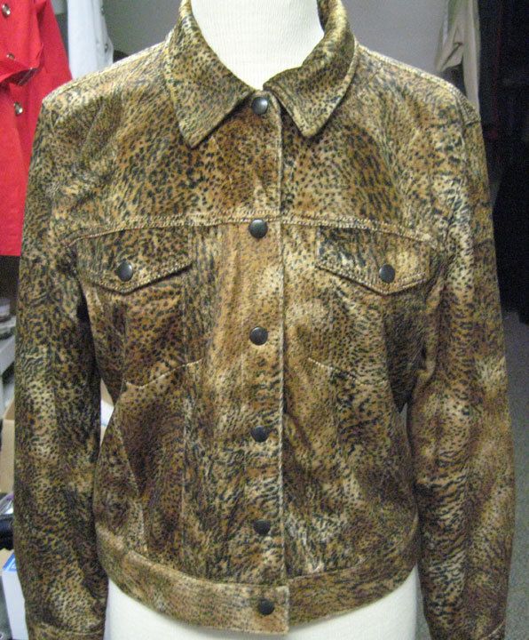 JONES NEW YORK WOMENS SIZE LARGE VELVET LEOPARD JACKET  