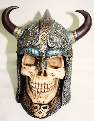 Skull Viking Money Box – NEW.Great Gift   