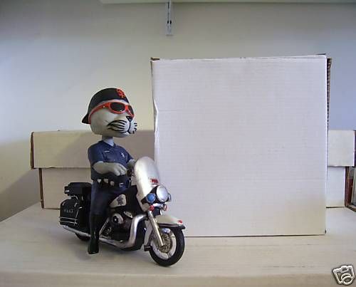 Lou Seal Giants ~ SFPD Motorcycle COP Bobble Bobblehead  