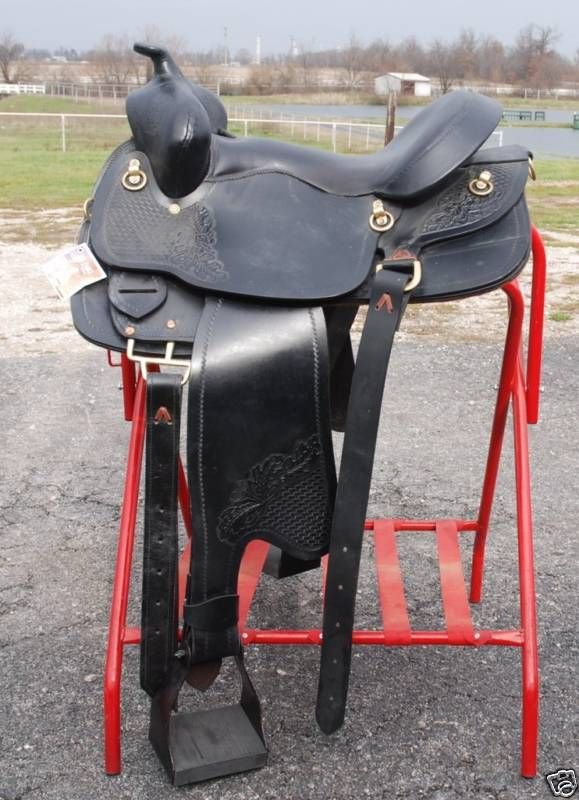 L60 Royal King 16.5 Laredo Gaited Horse Trail Saddle  