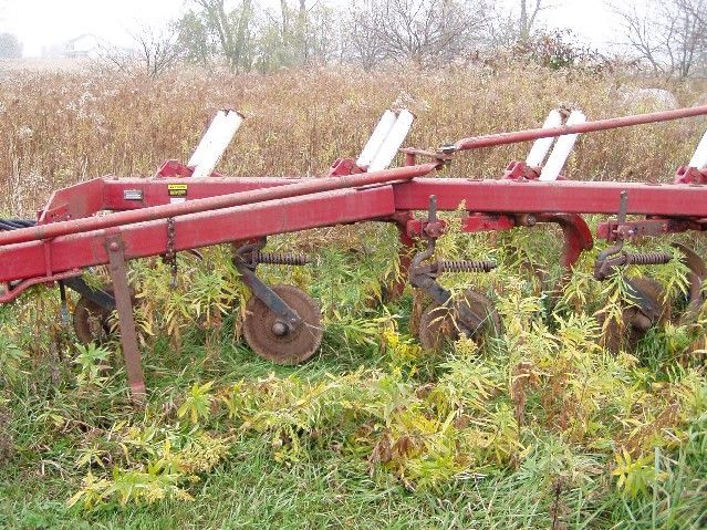 International 720 4 bottom plow  