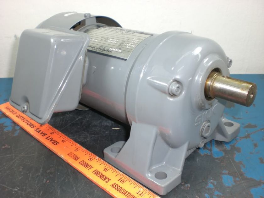 TOSHIBA GEAR MOTOR INDUCTION MOTOR 460V 1/4 HP 57 RPM  