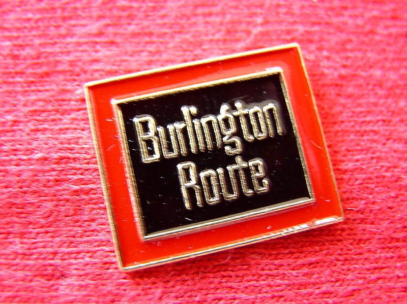 BURLINGTON ROUTE LOGO EMBLEM RR RAILROAD TRAIN HAT PIN  