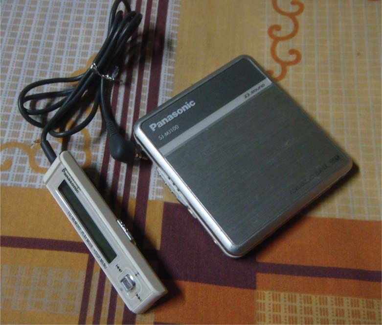 PANASONIC MD PORTABLE MINIDISC MINI DISC PLAYER  SJ MJ100  MDLP D 