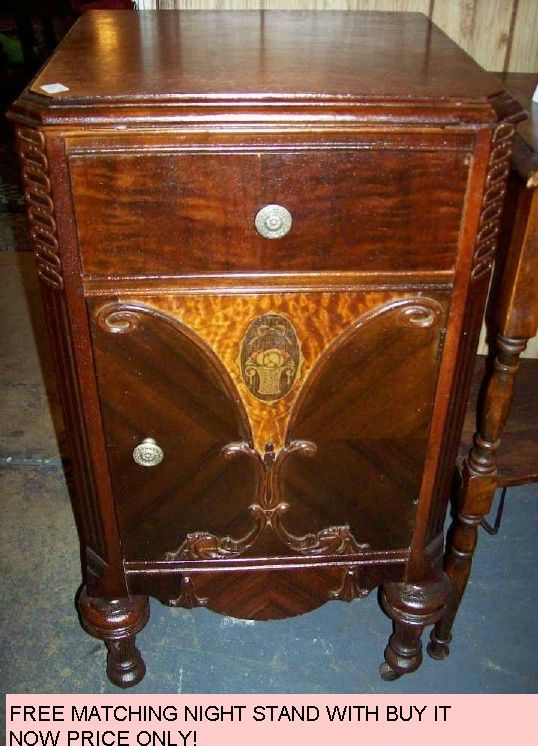 ANTIQUE WALNUT VANITY HOLLYWOOD STYLE VERY UNIQUE GO C  