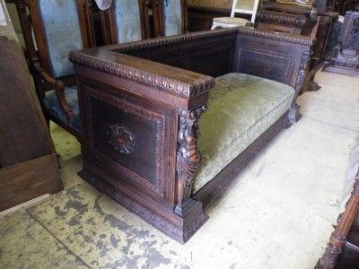 NICE CARVED FIGURAL OAK GERMAN ORIGINAL SOFA 06BL022  