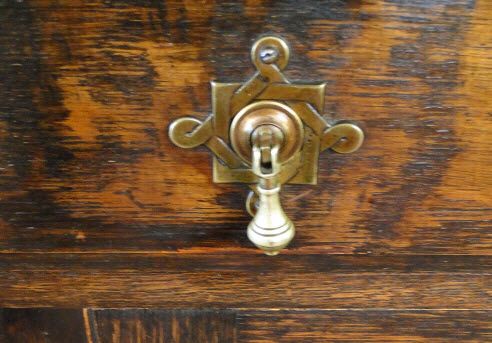   English Hutch Buffet Sideboard~Barley Twist Tiger Oak~Dark  