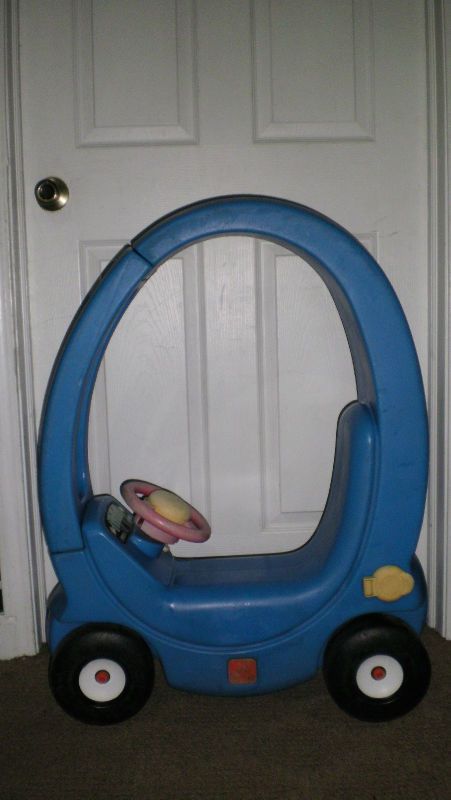 Rare Step 2 Ride On Toy Blue Horn Key Gas Cover Child Size Kids 