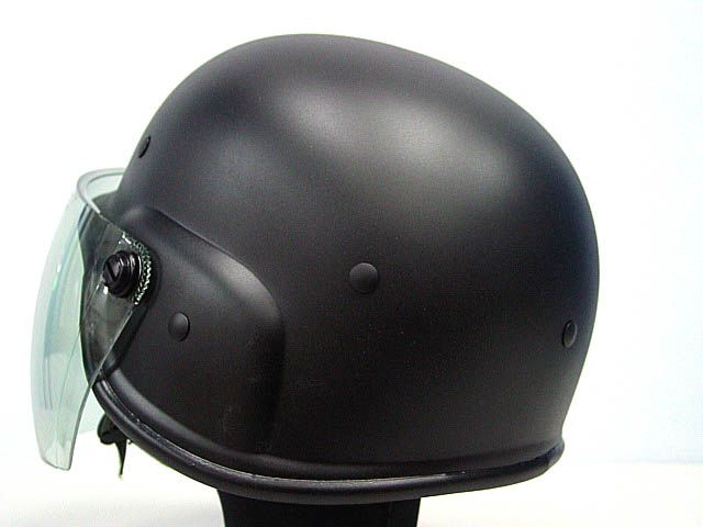 SWAT Airsoft M88 PASGT Kevlar Helmet w/Visor Black  