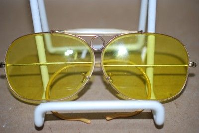 VINTAGE RAYBAN RAY BAN AVIATOR SUNGLASSES w/ YELLOW AMBER LENSES 