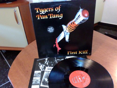 TYGERS OF PAN TANG First Kill Lp NWOBHM Studio Live 79  